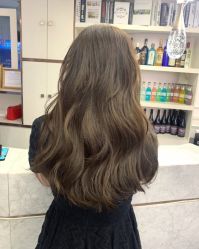 -MODEL'S HAIR
