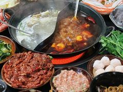 -重庆故事姊妹老火锅(财经学院店)