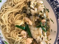 雪菜黄鱼-朱洪元苏式面馆(绿宝广场店)