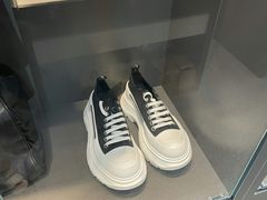-用真奢侈品名表名包回收中心(朝阳万达店)