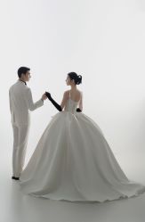 点击看大图 -喜爱高定婚纱摄影