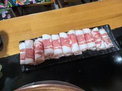 -果松木炭酸菜铜火锅·外婆参鸡汤