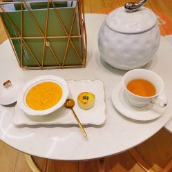 -香港倾城国际·美容美体中心