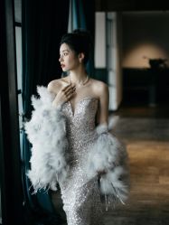 点击看大图 -Renee芮亦婚纱