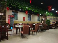 大堂-清风园肘子馆(万家大激店)