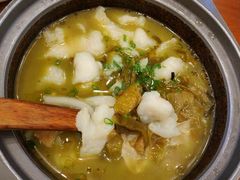 -周鱼小馆石锅酸菜鱼(活力汇店)