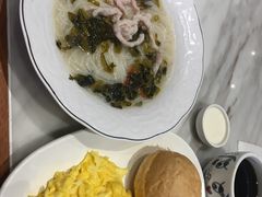 酸菜肉米线-翠華餐廳(浦东机场T1店)