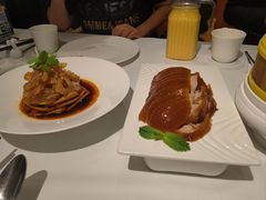 -贝勒爷·酥不腻烤鸭