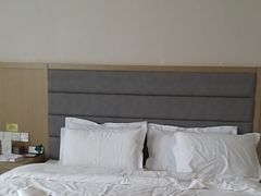 -兴芮温泉度假区