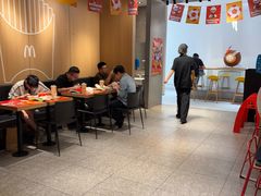 -麦当劳(徐汇漕溪北路百脑汇店)