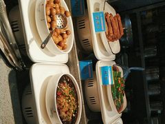 -遇上西雅图多融合海鲜自助餐厅(中房金谊广场店)