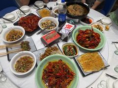 -靓虾二哥长沙地标小龙虾(五一广场店)