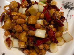 -有红鸡毛店·川菜(建设路店)