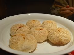 蛋黄肉松酥饼-南园民国茶楼餐厅·常州菜(北大街店)