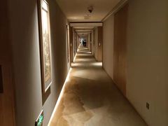 -上海佘山世茂艾美酒店