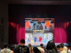 -虹桥艺术中心
