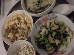 -鲸育宝宝月嫂(徐汇店)