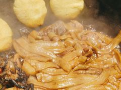 -锅老头海鲜铁锅炖