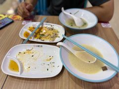 -小杨生煎(金山百联购物中心3楼店)