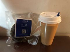 -禾沐·轻食·面包·咖啡