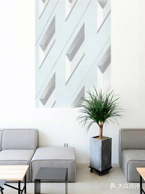 ［咖啡厅］设计｜简洁而不单调的用餐空间