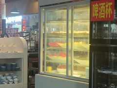 -罗二娘·鲜切牛自助火锅(罗湖东门步行街店)