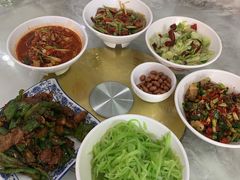 -红色湘菜馆(春风店)
