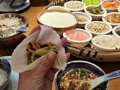 -包整·丝娃娃(一览甲秀楼风景店)