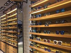 -MUJOSH木九十眼镜(月星环球港B1店)