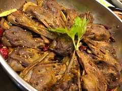 干锅鸭头-丫头记(新村店二部)