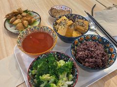 -轻蔬不用等·素食(江苏路店)