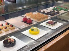 -大中华希尔顿酒店-念自助餐·嗨啤·小龙虾