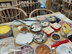 -杨老板·海鲜集市火锅·鲜切牛肉(中防万宝店)