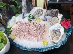 -鲜入唯煮·港式海鲜牛肉火锅(金宝街店)