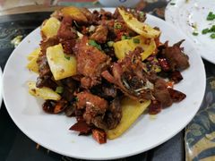 摩梭饵块鸡-泸沽肴(泸沽湖大洛水村农村信用社旁店)