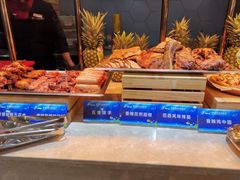 -锤头鲨毛肚海鲜烤肉自助餐厅(国购广场店)