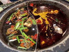 菌汤鸳鸯锅-唇辣号重庆老火锅(亦庄店)