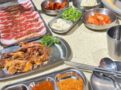 -安小胖韩国烤肉(财富广场画苑小区店)
