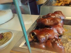 -老鼎万春卤菜(五代传承创始老店)