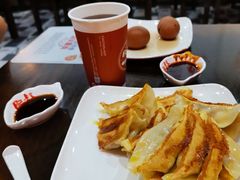 -肥叔锅贴(上沙路店)