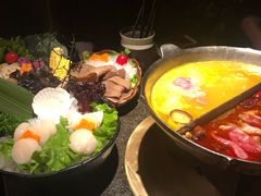 -湊湊火锅·茶憩(新中关购物中心店)