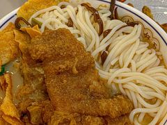 -弘束束柳州深巷螺蛳粉(珠江路店)