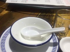 -贤记铁西第一家香辣蟹(香江总店)
