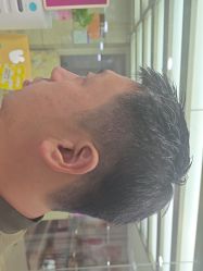 -镁连社·美联社