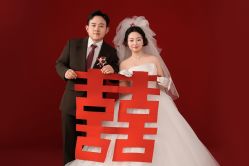 -巴黎春天婚纱摄影(临安店)