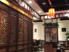大堂-亿诣蝎府炸酱面羊蝎子火锅(酷车小镇店)