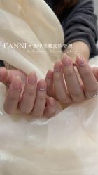 -Fanni美甲美睫皮肤管理