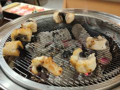 -围炉肉舍•炭烤活鳗•丹东海鲜烤肉(步行街店)