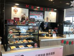面包甜点陈列柜-麦当劳(健德桥得来速店)
