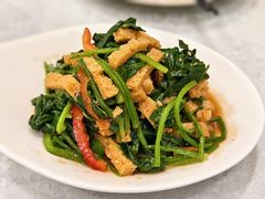-汗腾格里·风味餐厅(新疆驻京办店)